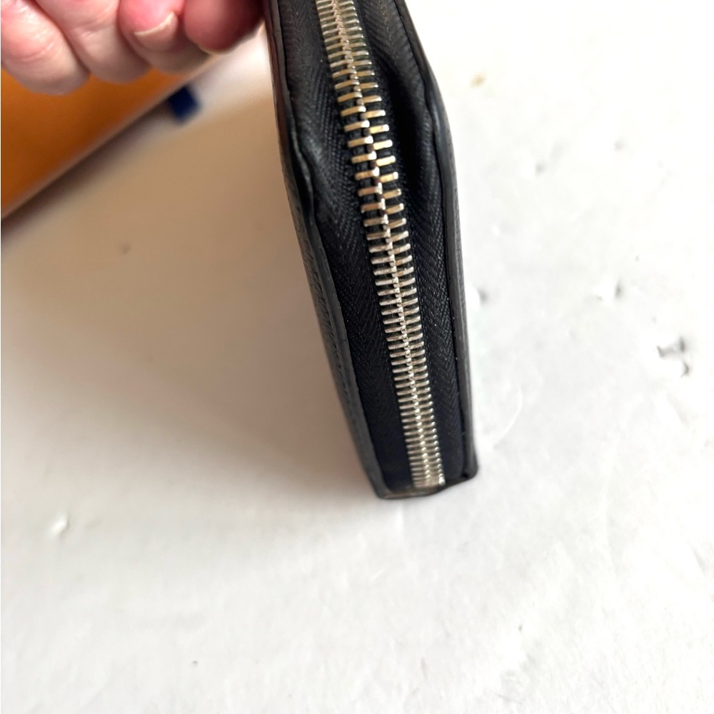 Authentic Louis Vuitton Portefeuille comet long wallet black - Picture 7 of 15